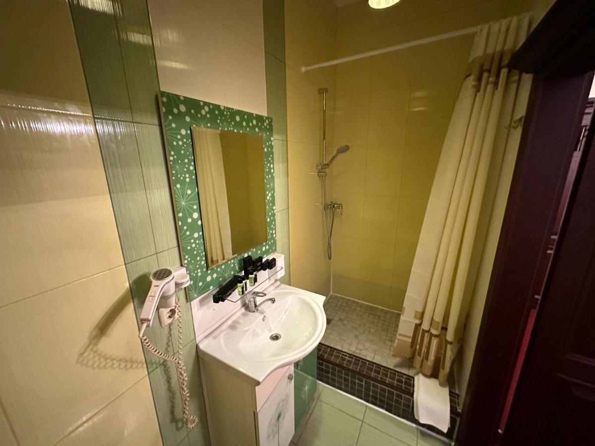 Viktoriya Family Hotel Restaurant Complex Kiev Luaran gambar